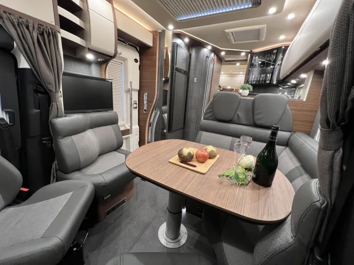 Fahrzeugbild Carthago chic c-line T 4.9 LE Strategic Buy (329) #17