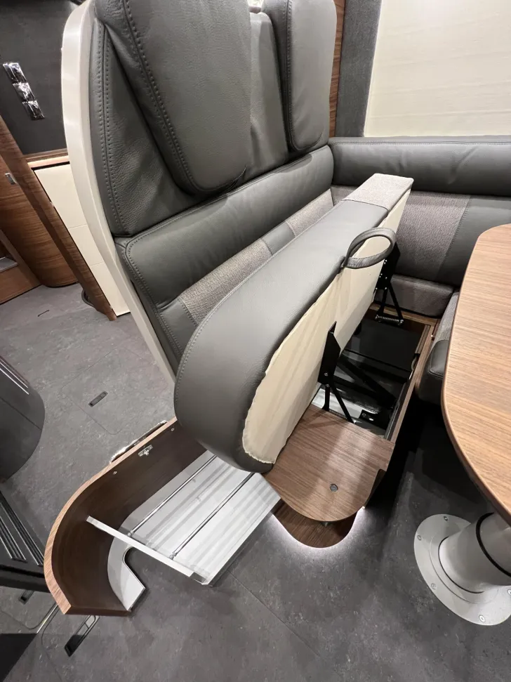 Fahrzeugbild Carthago chic c-line T 4.9 LE Strategic Buy (329) #40