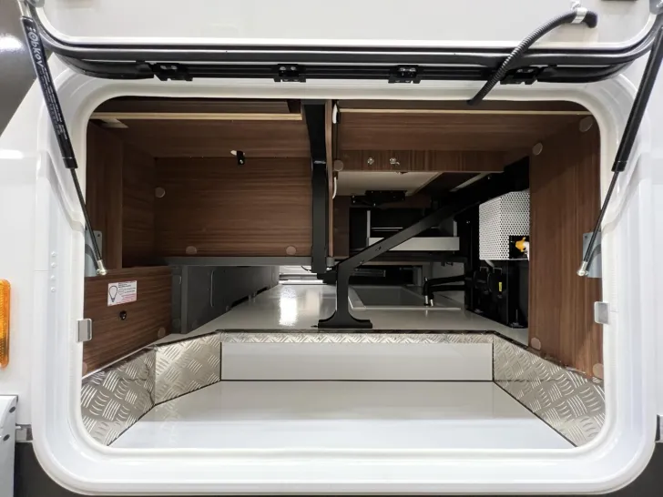 Fahrzeugbild Carthago chic c-line T 4.9 LE Strategic Buy (329) #46
