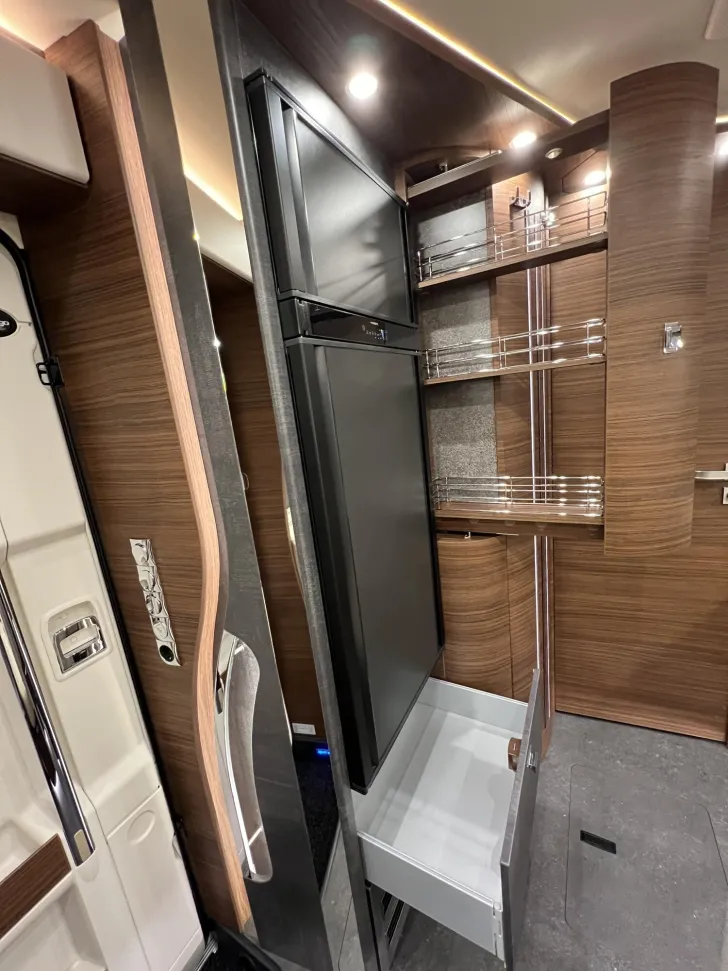 Fahrzeugbild Carthago chic c-line I 4.9 LE Strategic Buy (313) #27