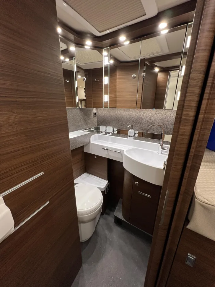 Fahrzeugbild Carthago chic c-line I 4.9 LE Strategic Buy (313) #37