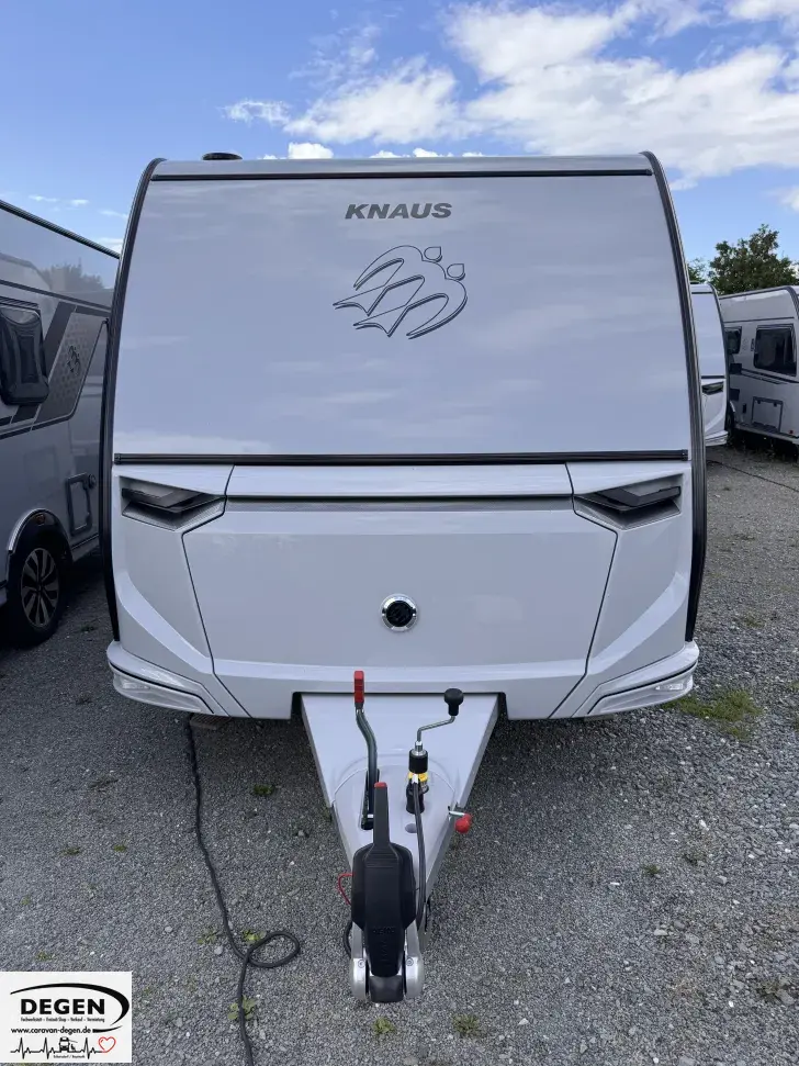 Fahrzeugbild Knaus Südwind 450 FU Black Selection Serviceklappe, CP-Plus Heizung #5