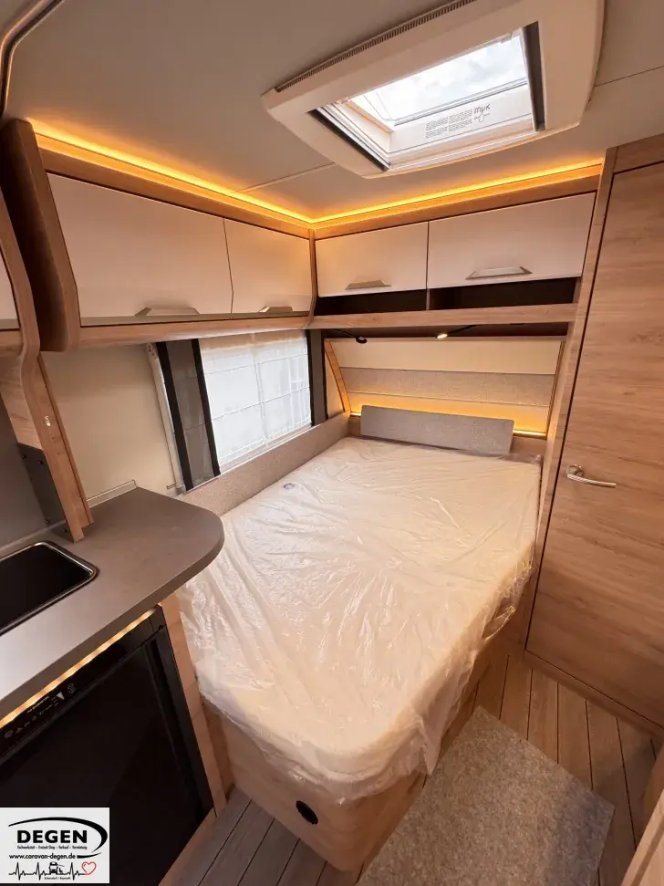 Fahrzeugbild Knaus Südwind 450 FU Black Selection Serviceklappe, CP-Plus Heizung #16