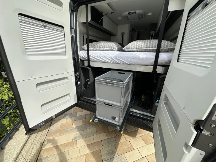 Fahrzeugbild Adria Twin Supreme 640 SGX Vollausstattung, Hubstützen #14