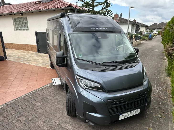 Fahrzeugbild Adria Twin Supreme 640 SGX Vollausstattung, Hubstützen #19