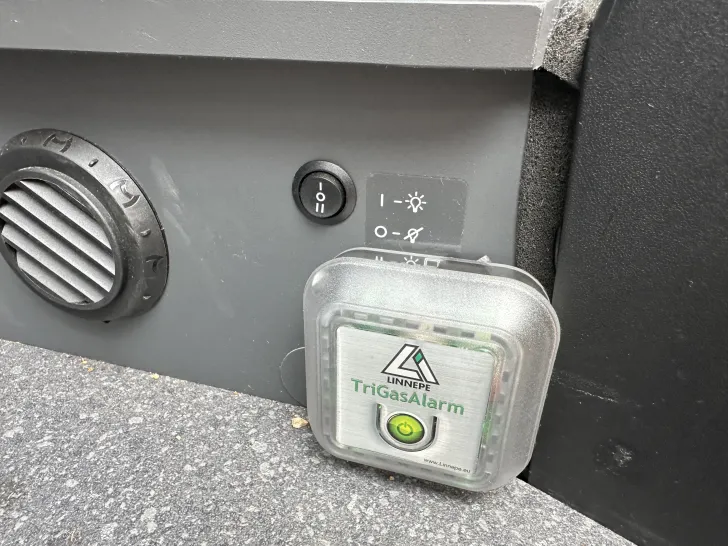 Fahrzeugbild Adria Twin Supreme 640 SGX Vollausstattung, Hubstützen #32