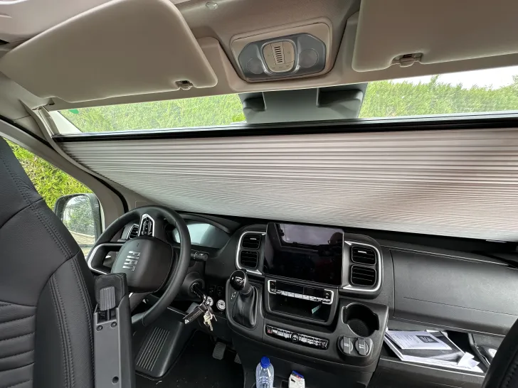 Fahrzeugbild Adria Twin Supreme 640 SGX Vollausstattung, Hubstützen #36