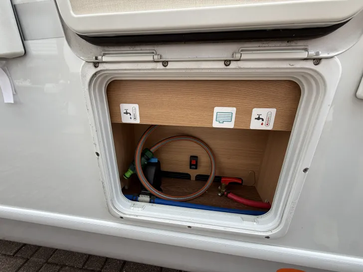 Fahrzeugbild LMC Cruiser V 646 Solar, Klimaautomatik #18