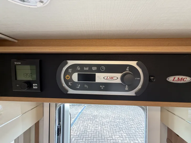 Fahrzeugbild LMC Cruiser V 646 Solar, Klimaautomatik #26