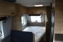 Fahrzeugbild Weinsberg CaraOne 500 FDK Deckenschrank statt Ablagen #7