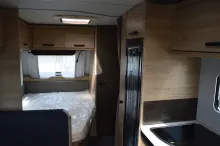 Fahrzeugbild Weinsberg CaraOne 500 FDK Deckenschrank statt Ablagen #8