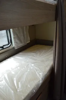 Fahrzeugbild Weinsberg CaraOne 500 FDK Deckenschrank statt Ablagen #15