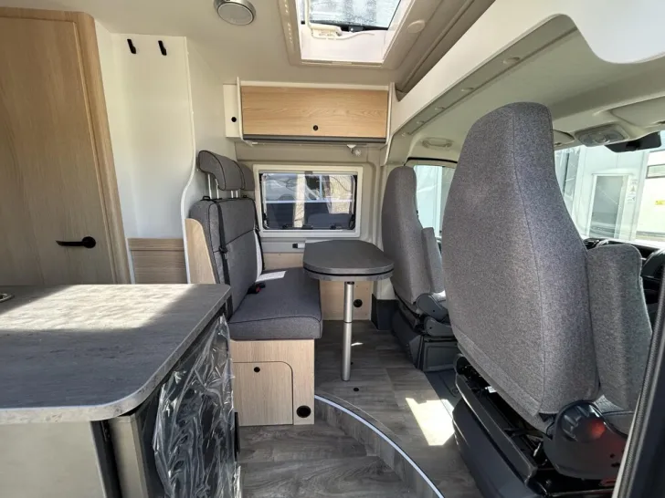 Fahrzeugbild Sunlight Camper Van Cliff 600 #7