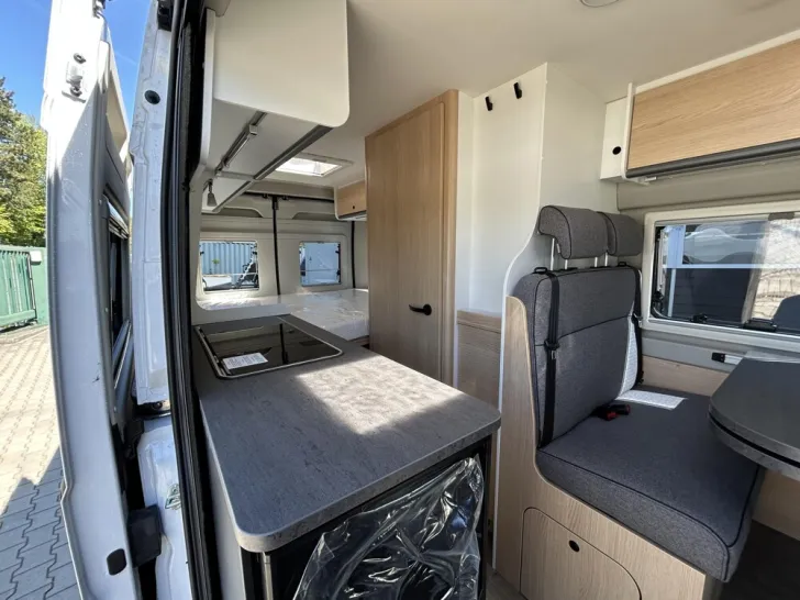 Fahrzeugbild Sunlight Camper Van Cliff 600 #8