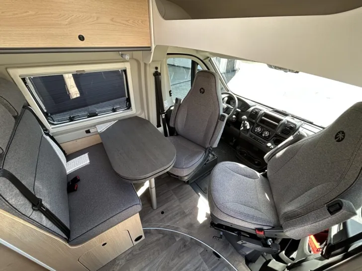 Fahrzeugbild Sunlight Camper Van Cliff 600 #14