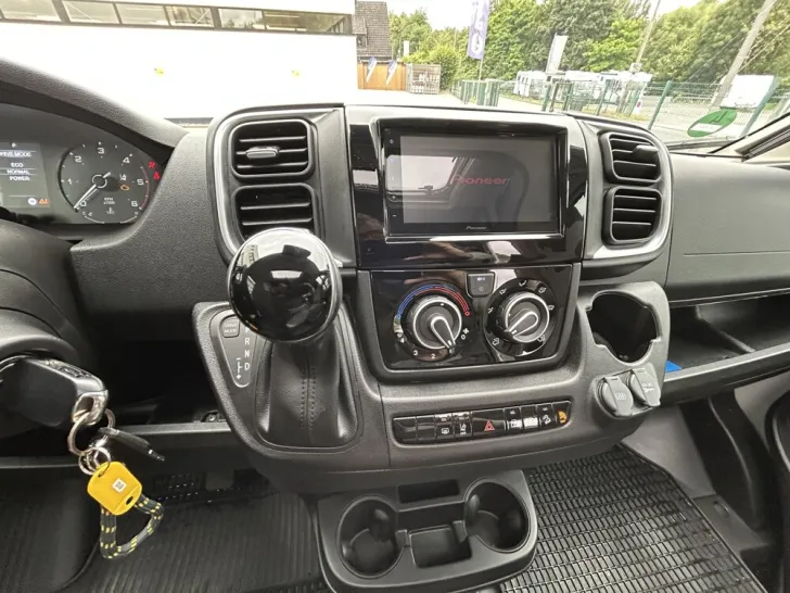 Fahrzeugbild Knaus L!VE TI PLATINUM SELECTION 650 MEG #19