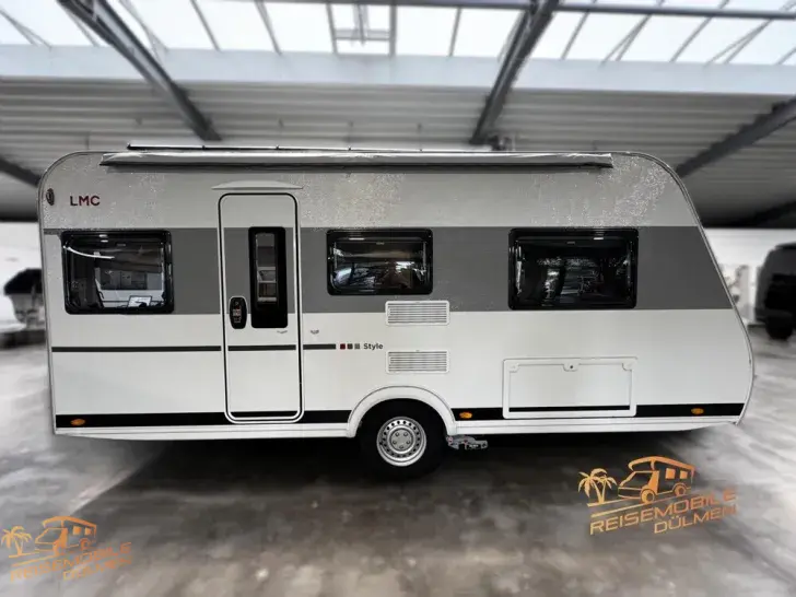 Fahrzeugbild LMC Style 460 E #6