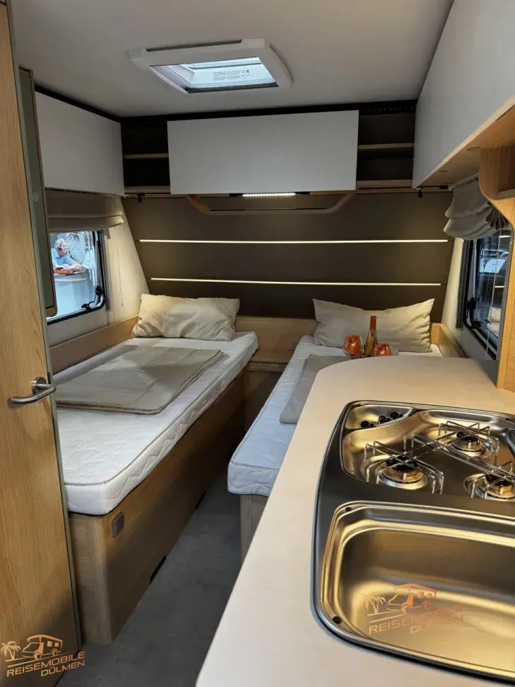 Fahrzeugbild LMC Style 460 E #10