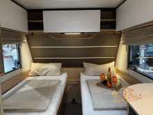 Fahrzeugbild LMC Style 460 E #11