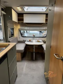 Fahrzeugbild LMC Style 460 E #17