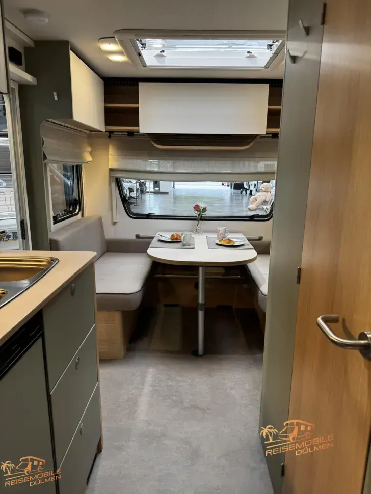 Fahrzeugbild LMC Style 460 E #17