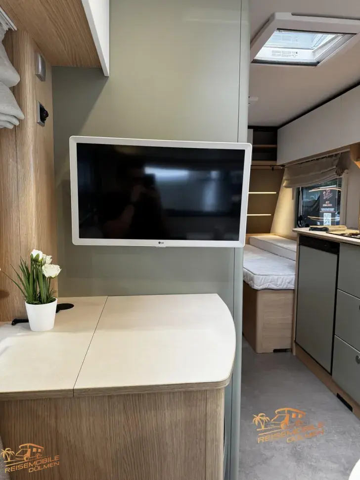 Fahrzeugbild LMC Style 460 E #22