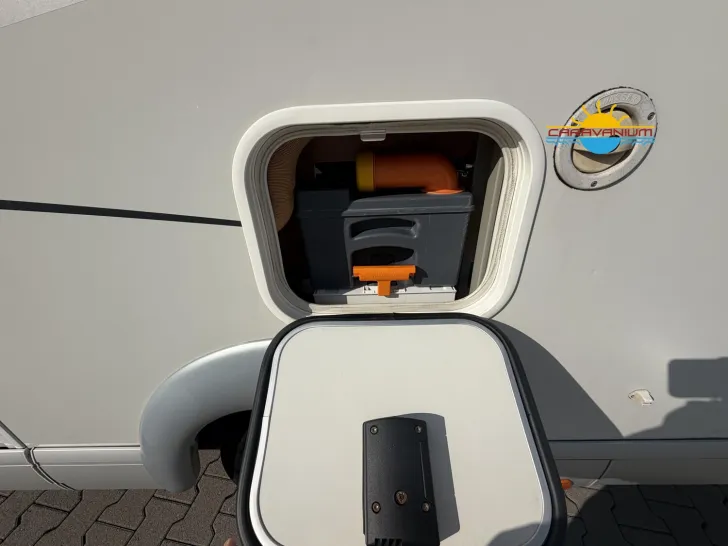 Fahrzeugbild Carthago chic c-line I 38*DACHKLIMA*AUTOMATIK*3.0L* #10