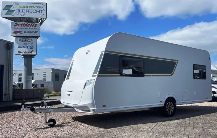Fahrzeugbild Bürstner B66 Plus 520 TL Verfüg./Sparen Sie 4.630,- € #1