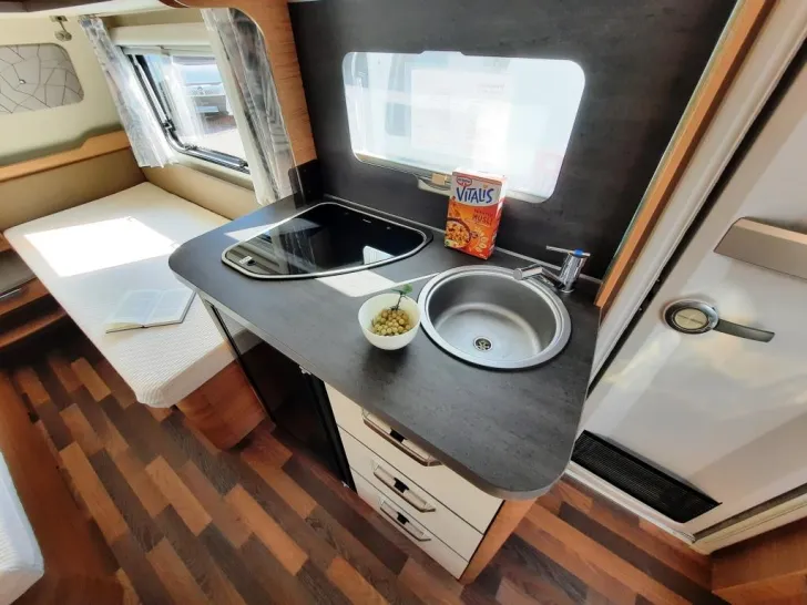 Fahrzeugbild Weinsberg CaraOne 480 EU Wie neu/Rundsitzgruppe #14