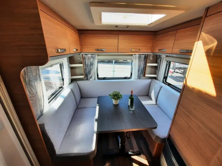 Fahrzeugbild Weinsberg CaraOne 480 EU Wie neu/Rundsitzgruppe #10