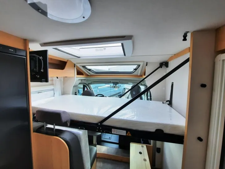 Fahrzeugbild Sunlight V 67S ADVENTURE EDITION Verfüg./Sparen Sie 2.357,- € #11