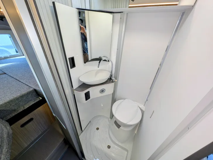 Fahrzeugbild Pössl Summit SHINE 600 L Elegance Sie sparen 4.186,- €! #11