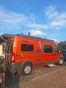 Fahrzeugbild Pössl D-Line 2Win Plus Top Zustand #1