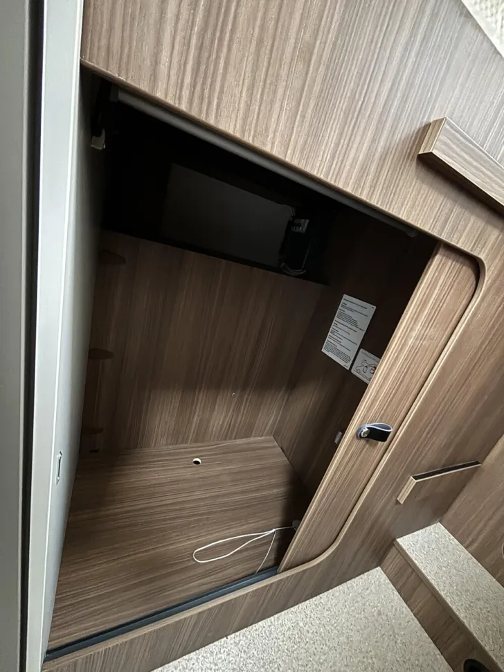 Fahrzeugbild LMC Cruiser 750 EL #19