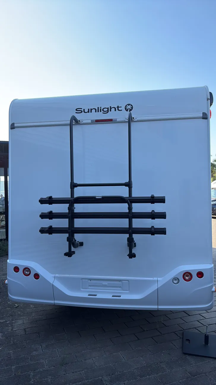 Frontal Hinten Sunlight T TS 67 SUB Sofort verfügbar
