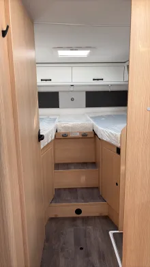 Sicht vorne-hinten Sunlight T 68 Adventure Edition Sofort verfügbar