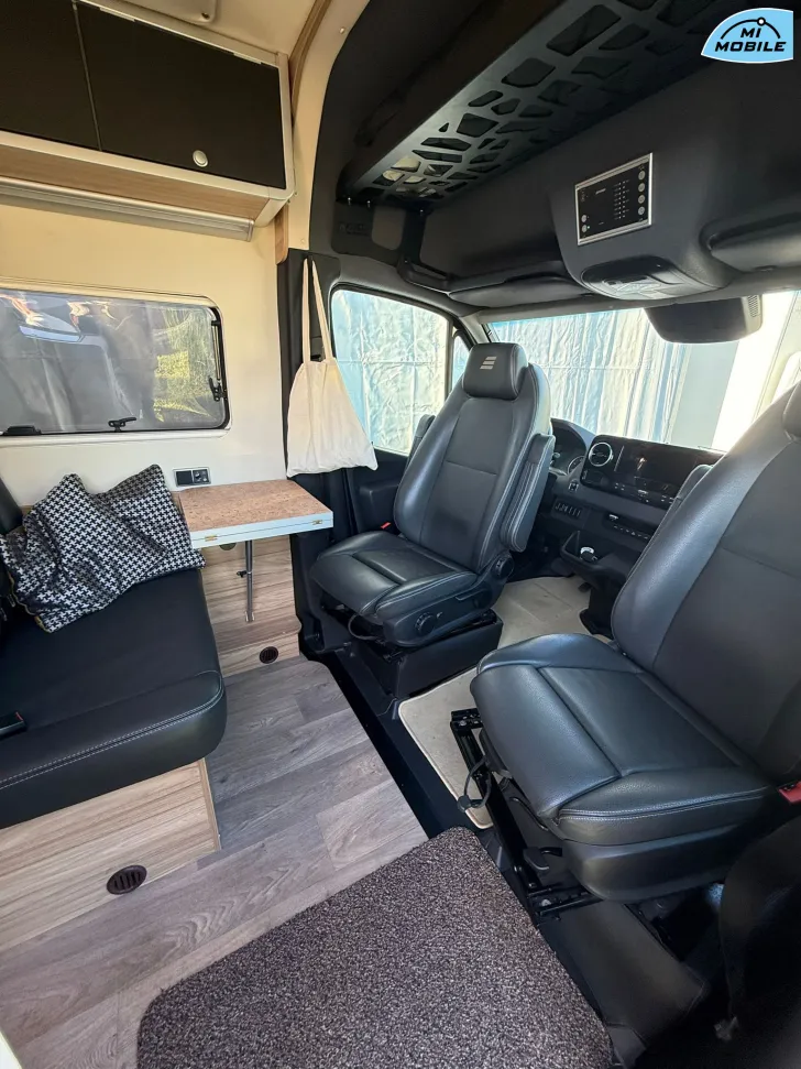 Fahrzeugbild Hymer Grand Canyon S Cross Over #14