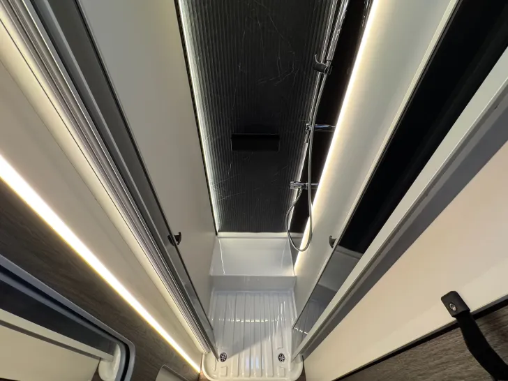 Fahrzeugbild Mobilvetta Kea Kompakt 55, MJ27 - Automatik, Safety #33
