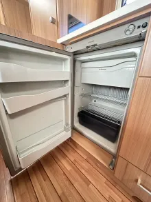Fahrzeugbild Knaus Südwind 500 FDK Solaranlage #15