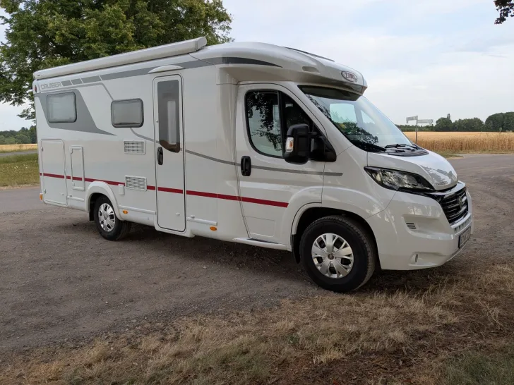 Fahrzeugbild LMC Cruiser V 646 G 160PS, 1.Hand #1