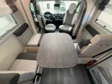 Fahrzeugbild Chausson VIP 650/1.Hand/Hubbett/Solar/FINANZIERUNG #8