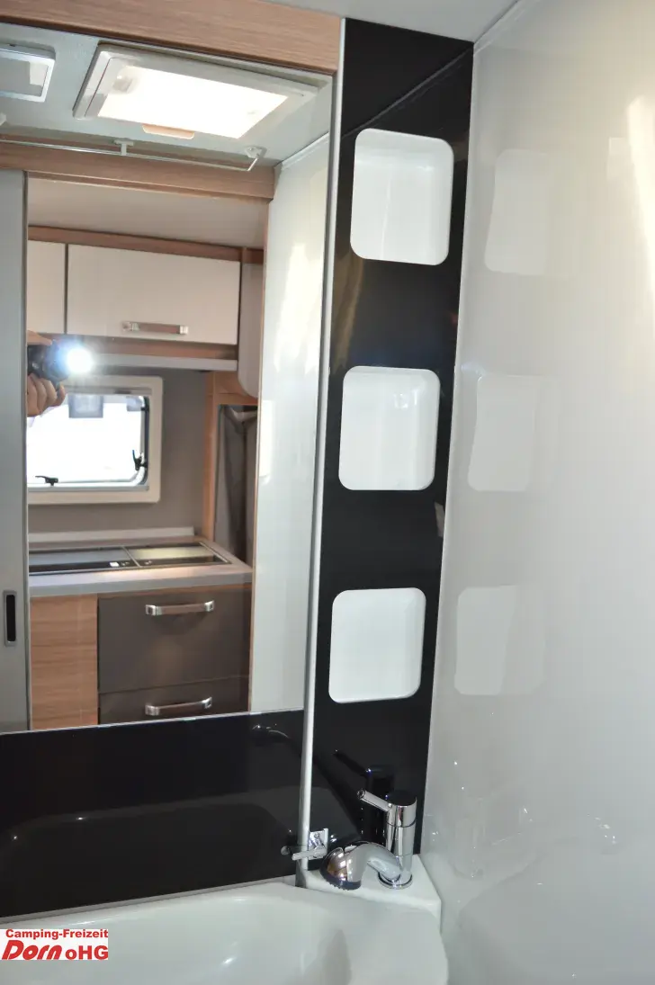 Fahrzeugbild Weinsberg X-CURSION VAN 500 LT EDITION [PEPPER] Auflastung 3500 kg #18