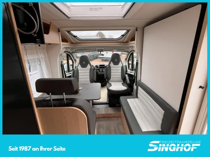 Fahrzeugbild Sunlight Adventure V 67S IC-Line #8