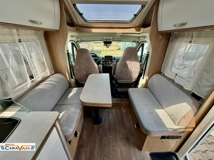Fahrzeugbild Carado T 459 Clever+ Edition Automatk/AHK/Solar/Combi 6E #26
