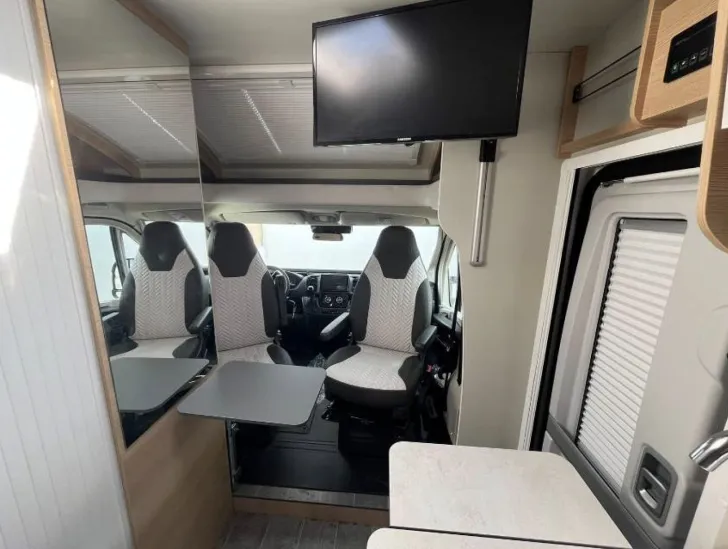 Fahrzeugbild GIOTTILINE Siena 340 Premiere Edition Rundsitzgruppe #3