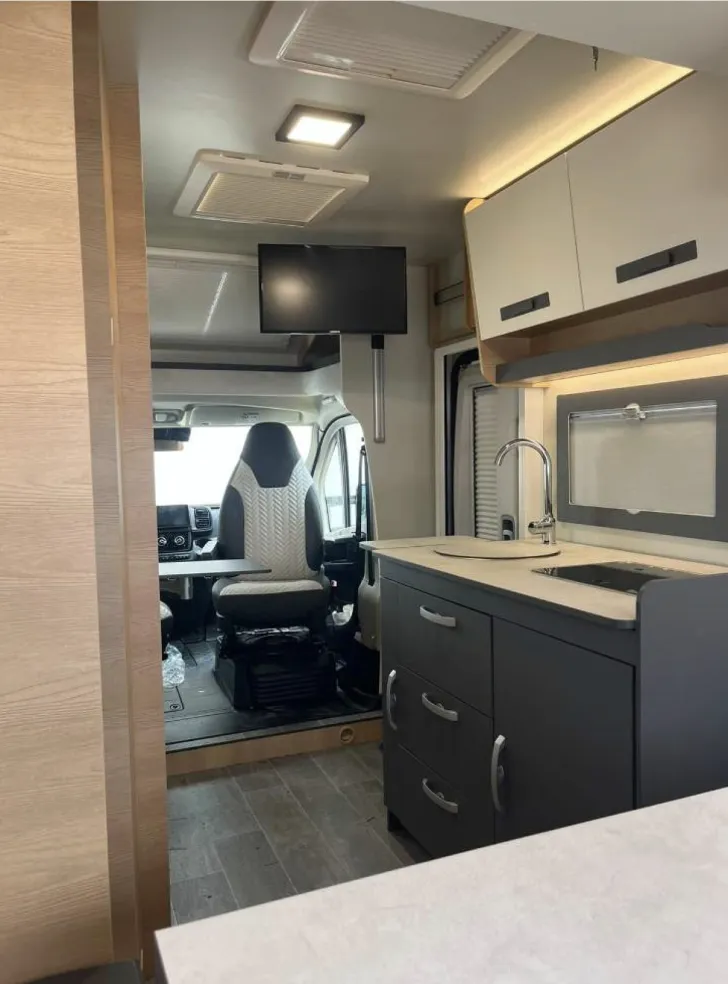 Fahrzeugbild GIOTTILINE Siena 340 Premiere Edition Rundsitzgruppe #5