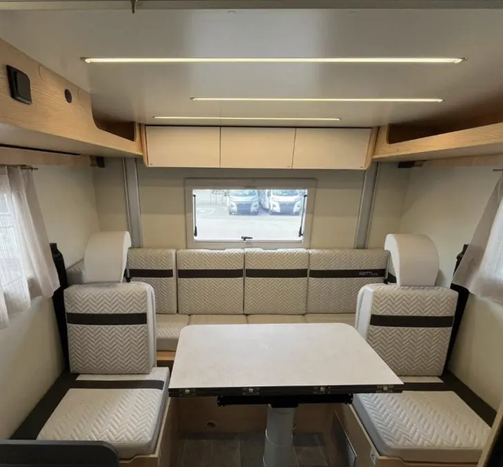 Fahrzeugbild GIOTTILINE Siena 340 Premiere Edition Rundsitzgruppe #9