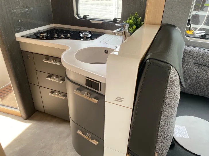 Fahrzeugbild Hymer B-Klasse ML I BlackLine 780 Top Angebot! #11