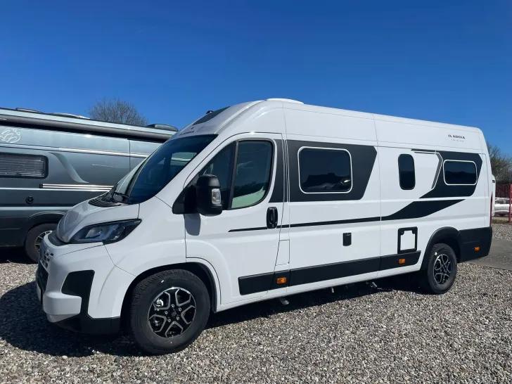 Fahrzeugbild Adria TWIN Twin 640 SGX ++WHITE-EDITION++ #8