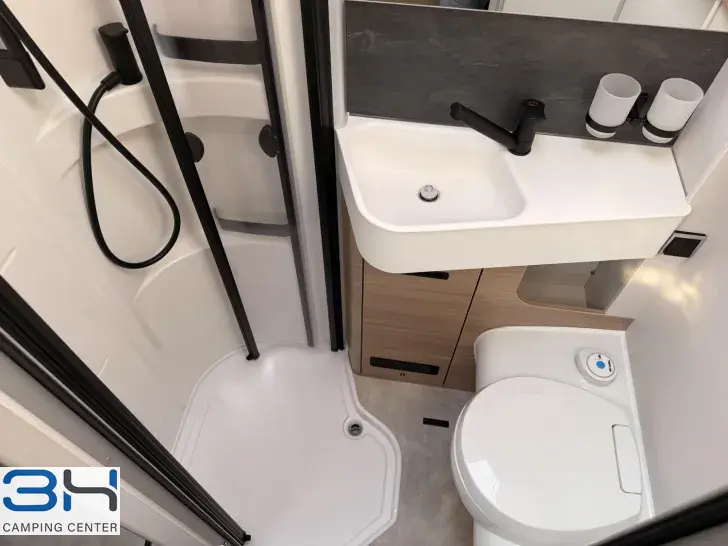 Fahrzeugbild Hymer B-Klasse MC I 600 Bugstauschränke,Hubstützen uvm #8